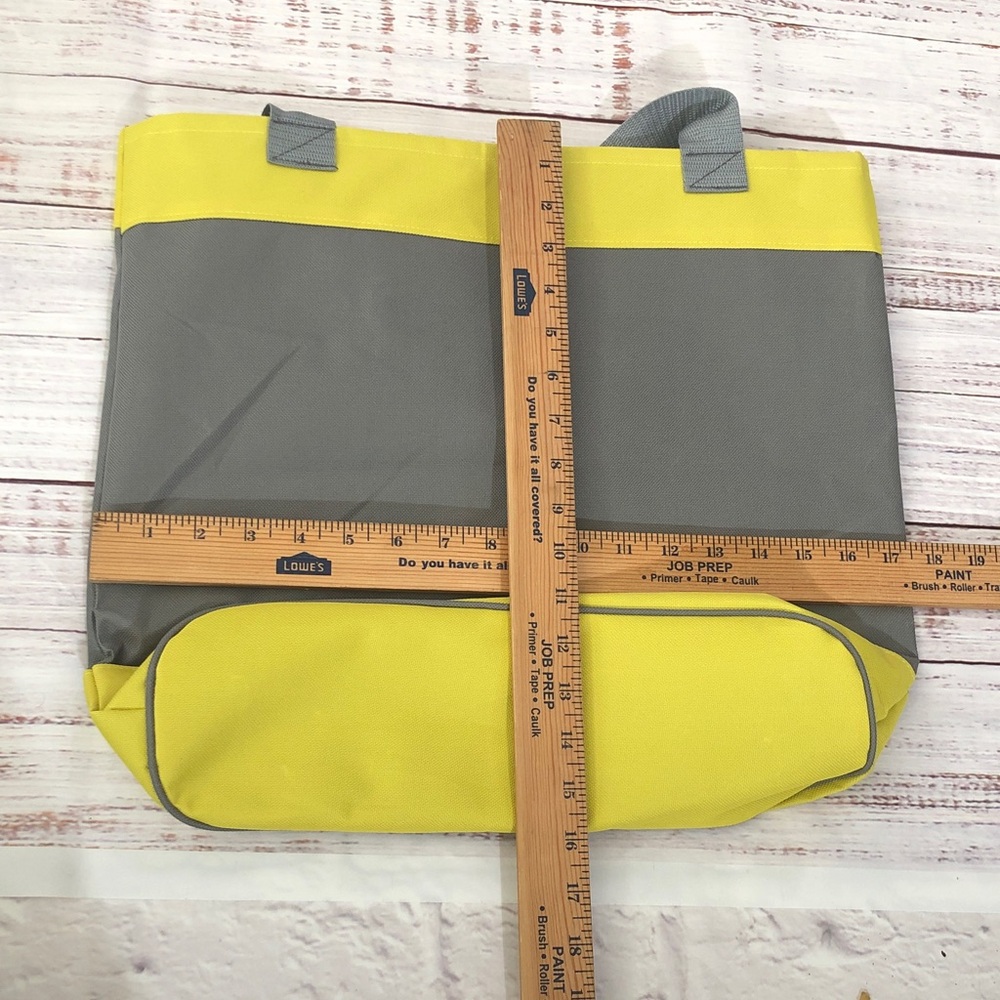 Westin Hotel Gray and Yellow Travel Tote Bag Large - Picture 5 of 10